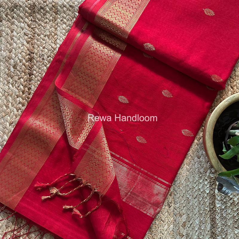 Maheshwari Flower Butti Saree