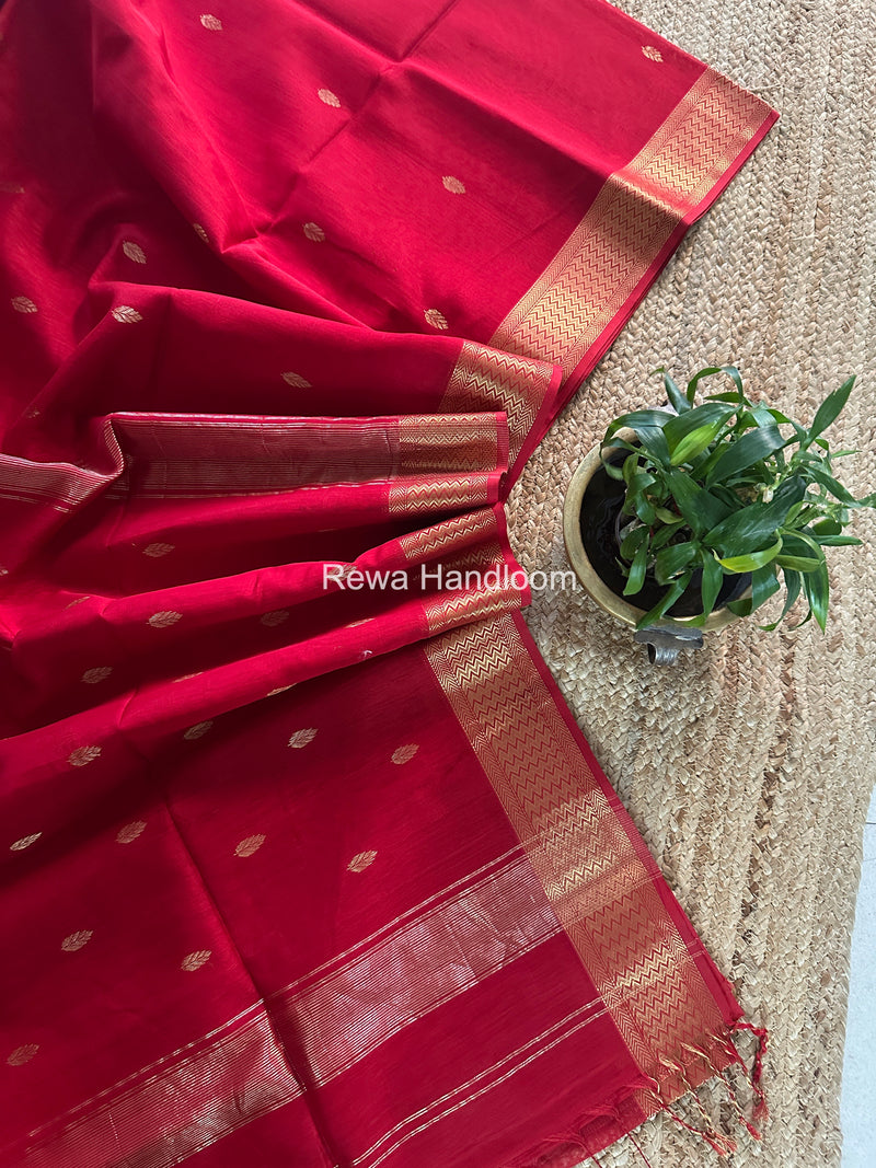 Maheshwari Red Flower Butti Saree PTB0154