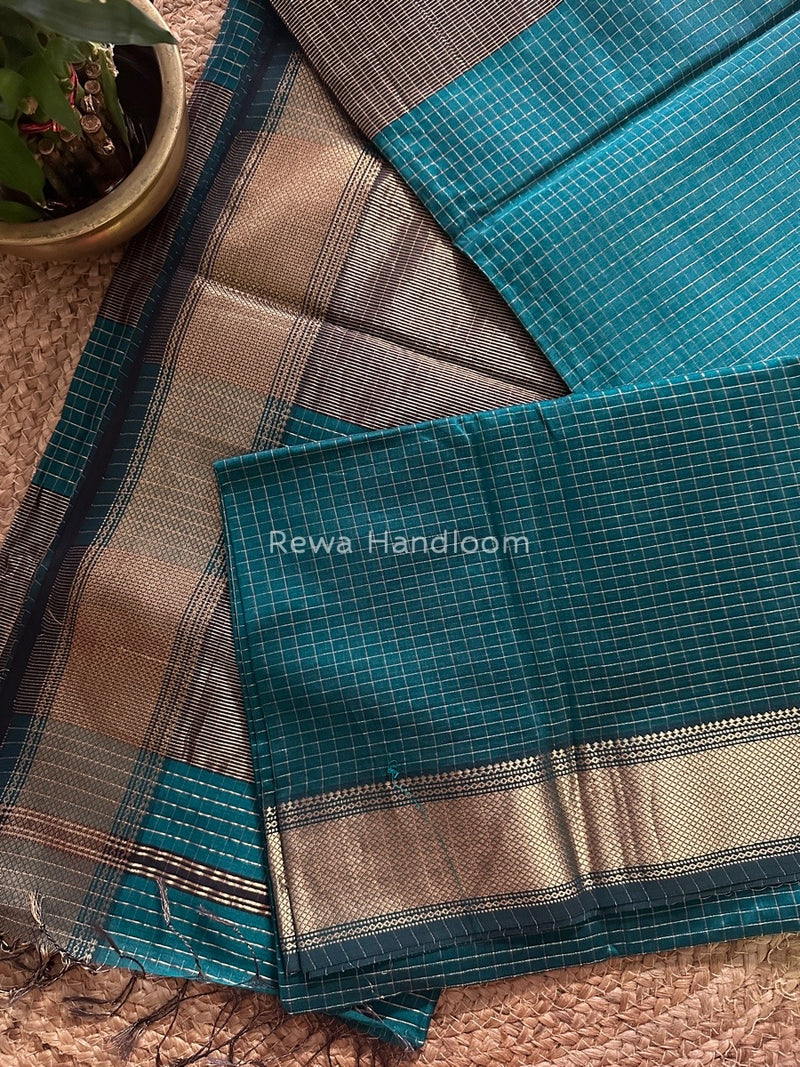  Zari Checks Saree