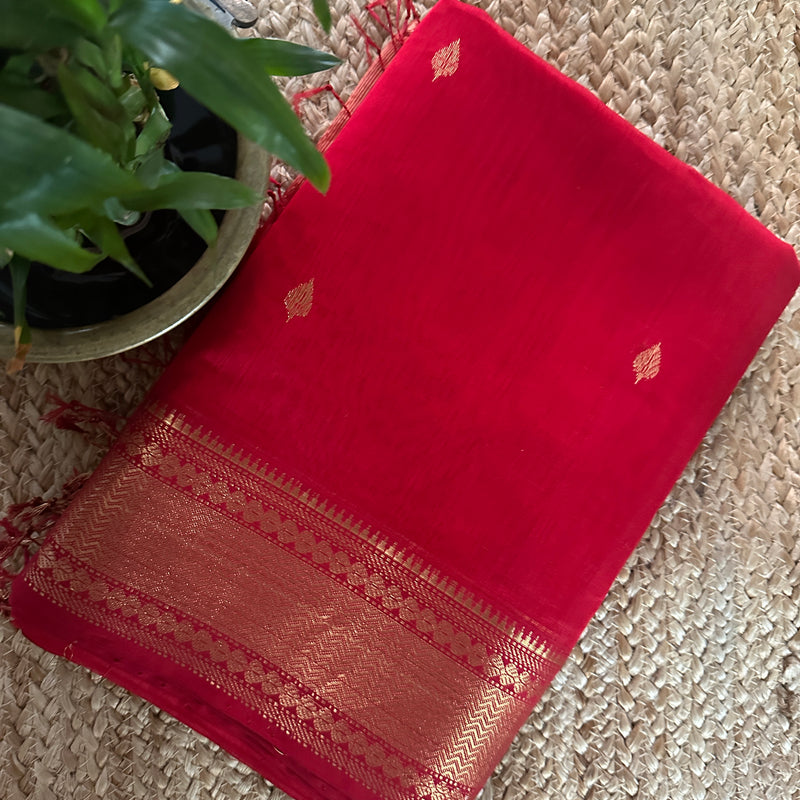 Red Zari Butti Maheshwari Saree DBSS07