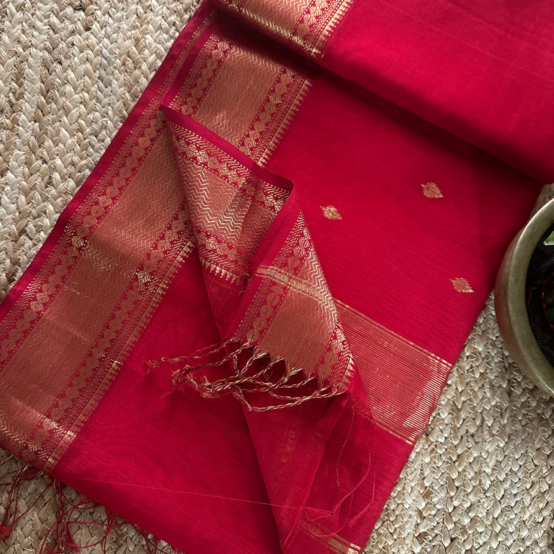 Zari Butti Maheshwari Saree