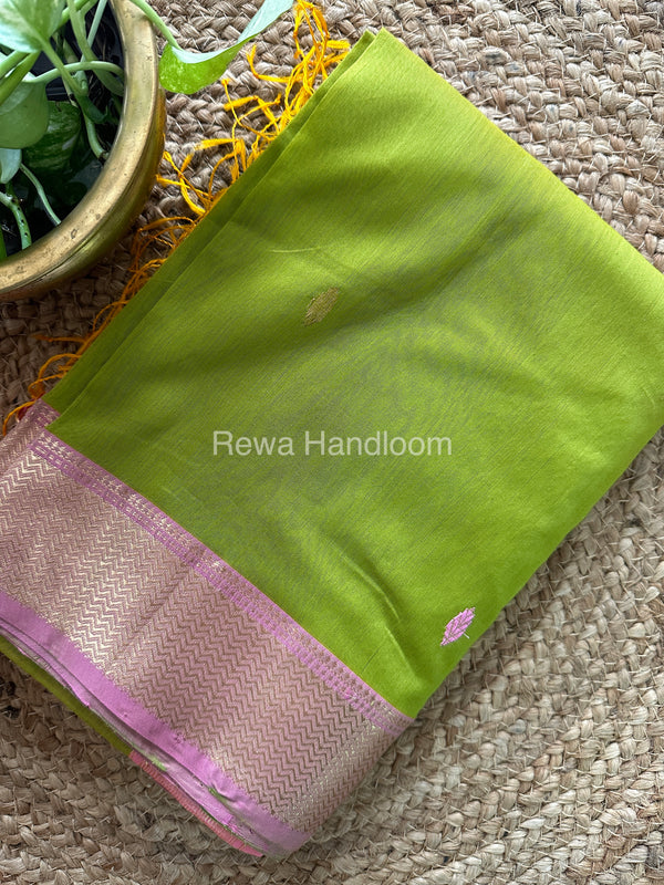 Turmeric Zari Butti ~ Maheshwari Saree
