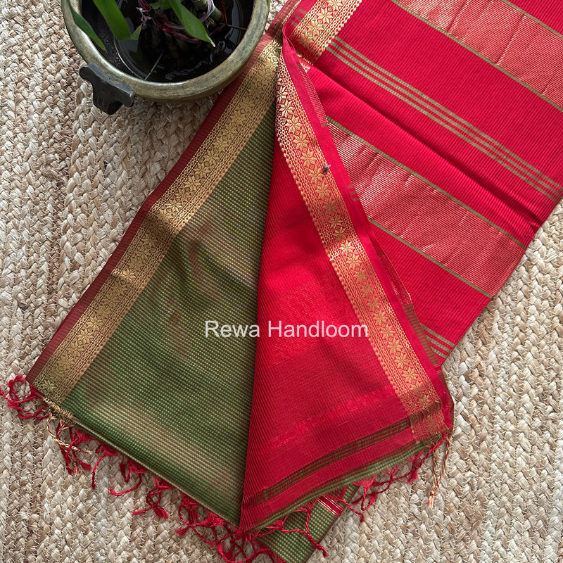 Maheshwari Mehndi Green Garbha Reshami Silk Saree GS352
