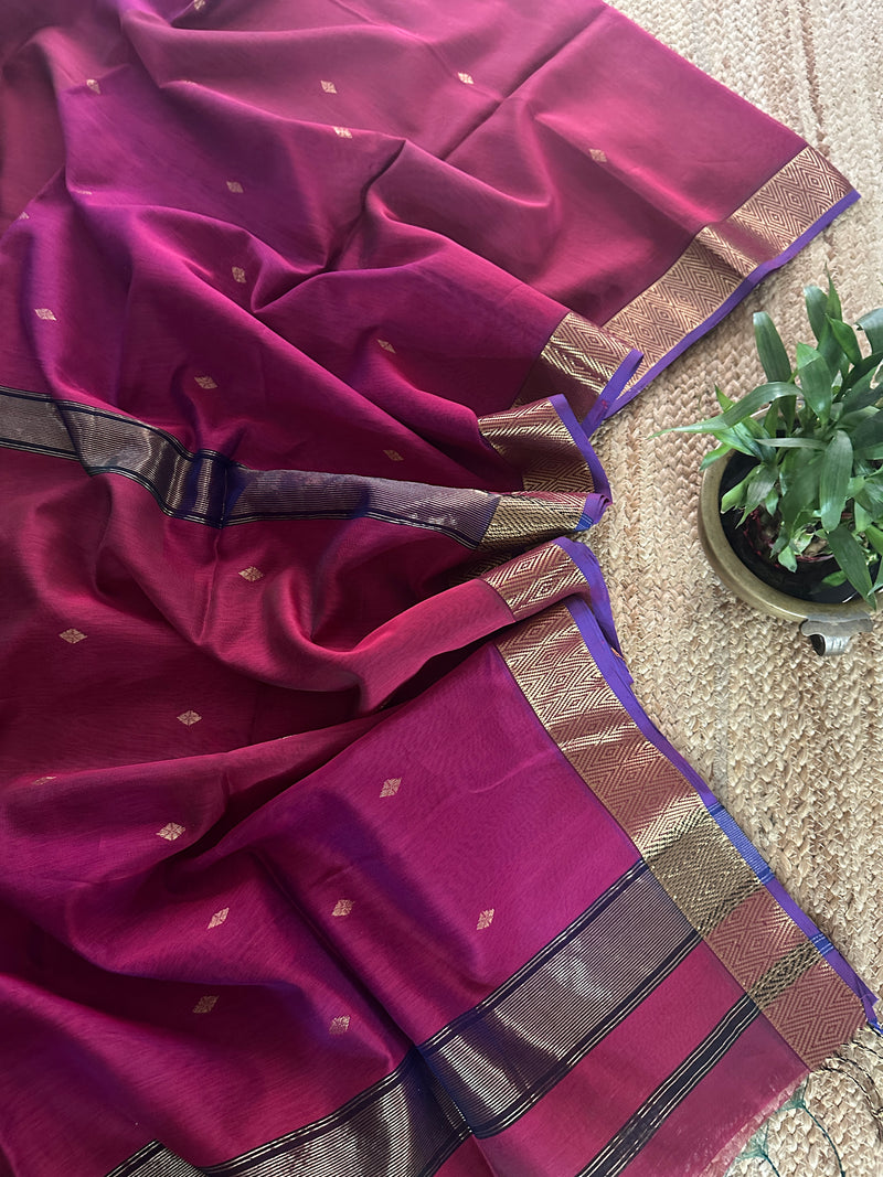 Magenta Zari Butti Maheshwari Saree DBSS06