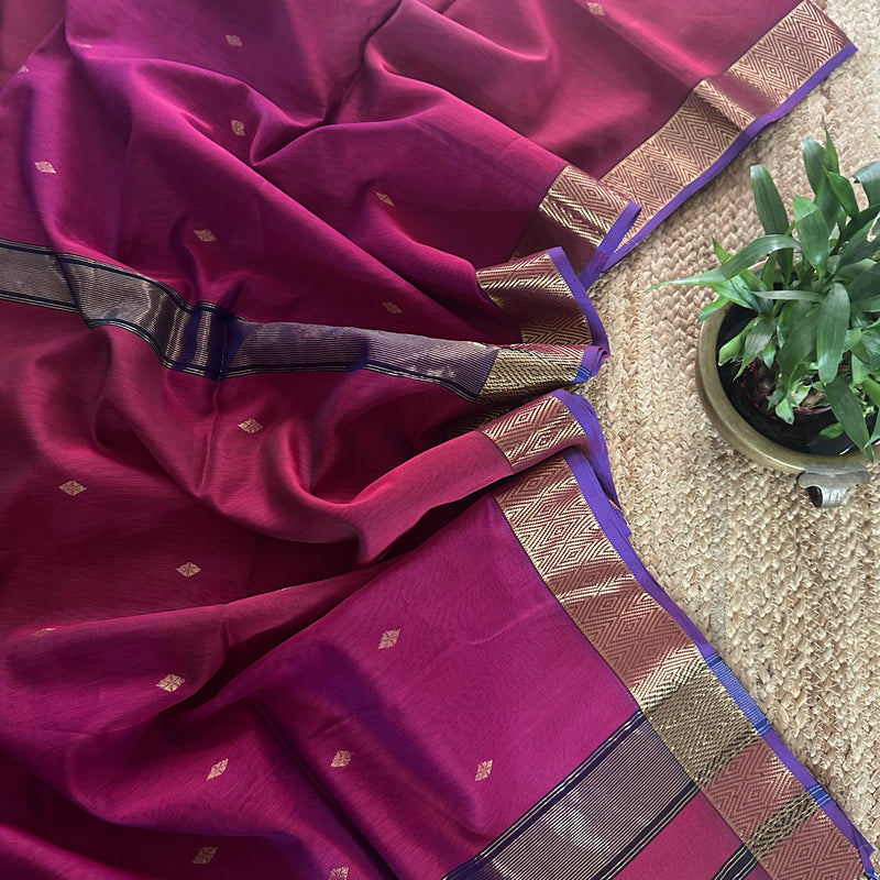 Magenta Zari Butti Maheshwari Saree DBSS06