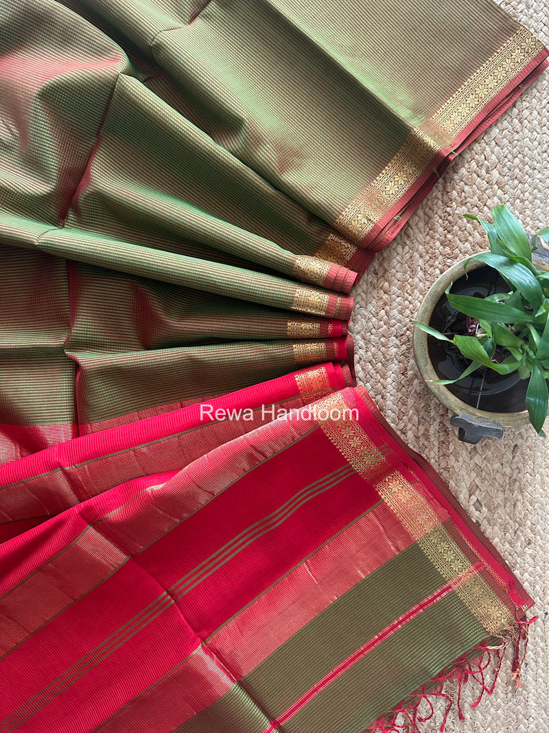 Maheshwari Mehndi Green Garbha Reshami Silk Saree GS352
