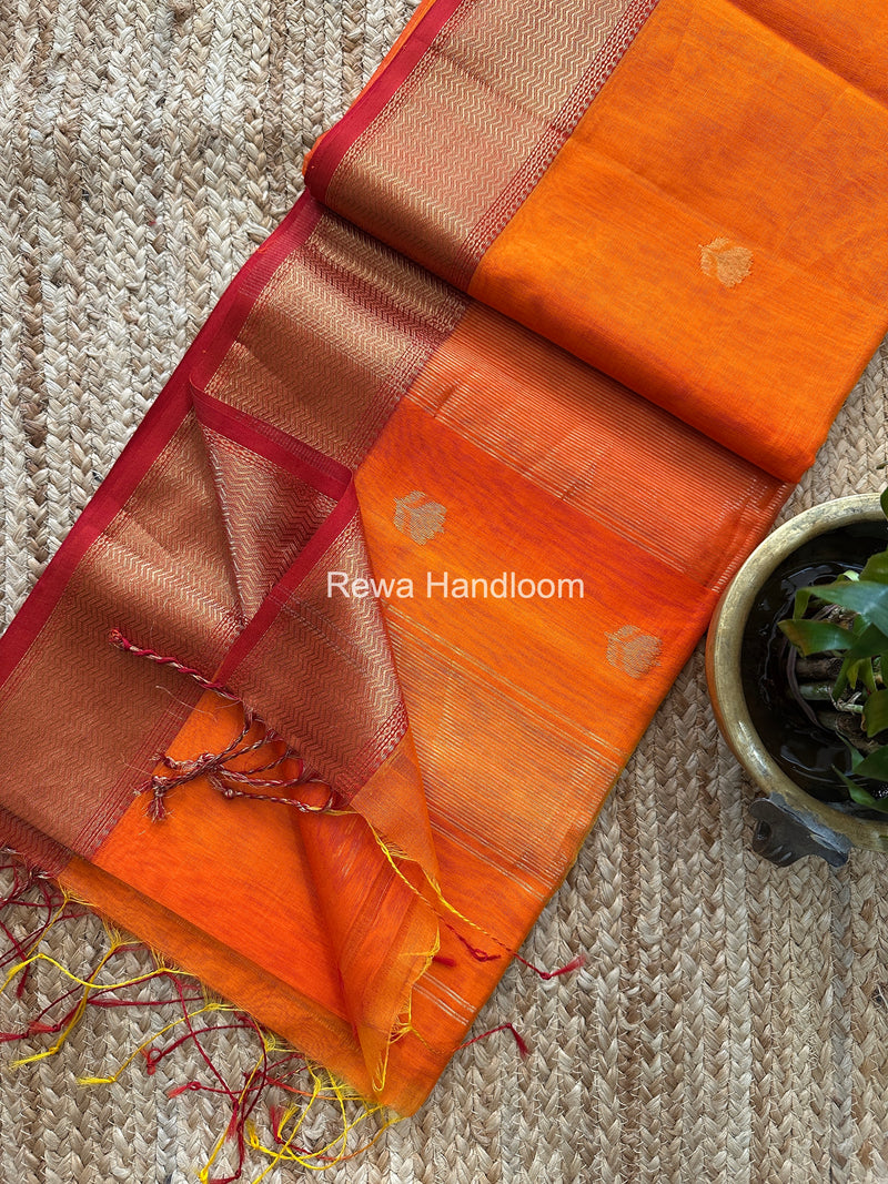 Maheshwari Lotus Shaded Butta Saree