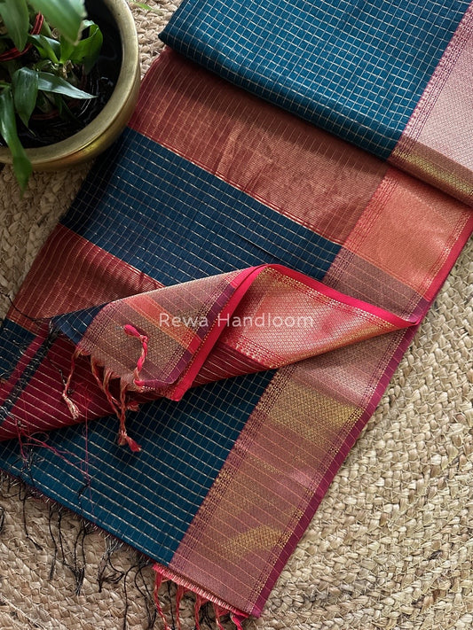 Maheshwari Zari Checks Saree