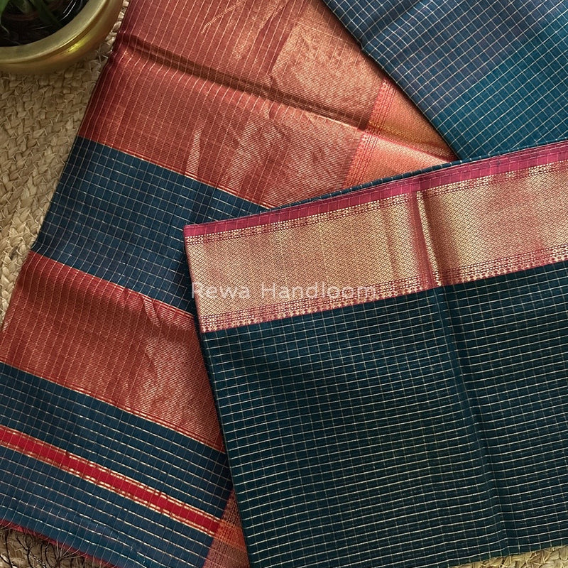  Zari Checks Saree