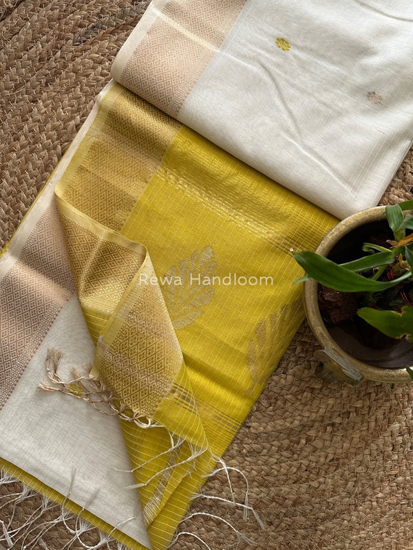 Butta Pallu Zari Border Saree ~ Maheshwari Saree