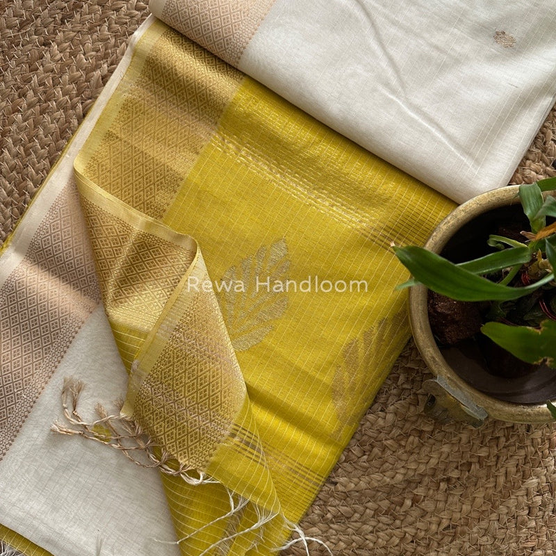 Butta Pallu Zari Border Saree ~ Maheshwari Saree
