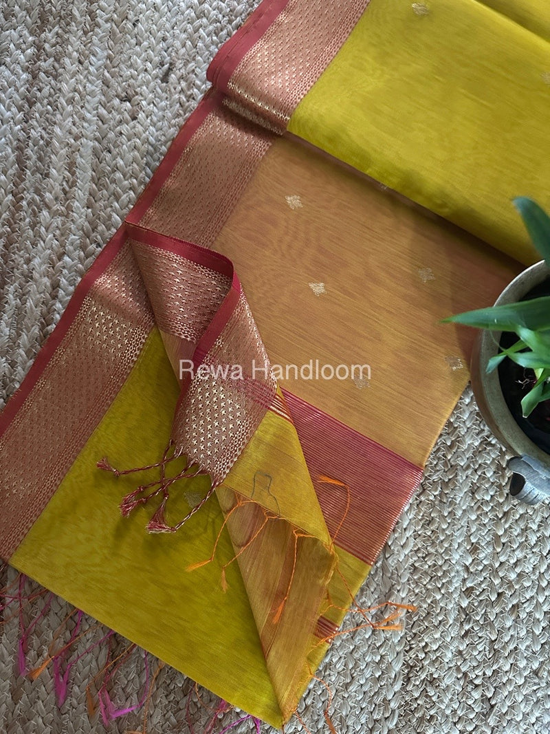 Zari Butti Maheshwari Saree