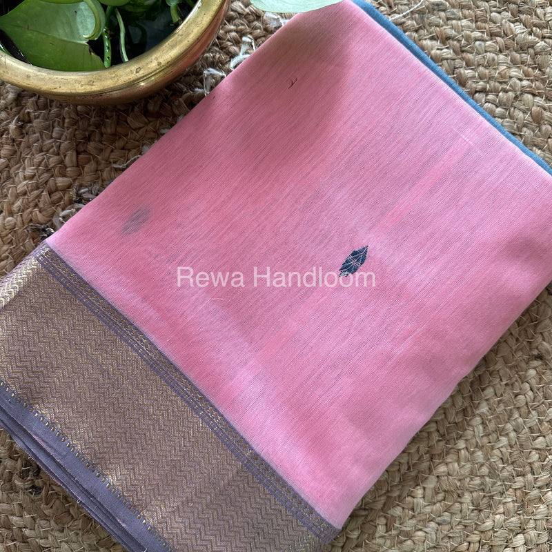 Turmeric Zari Butti ~ Maheshwari Saree