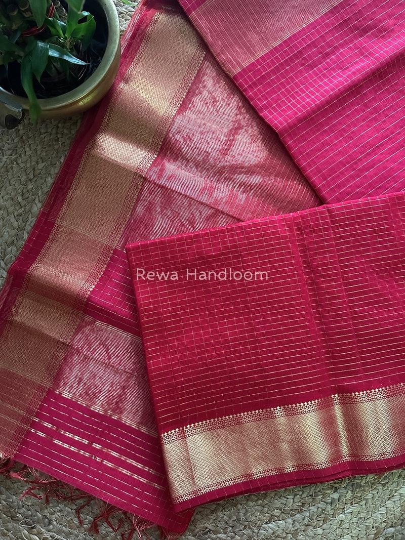  Zari Checks Saree