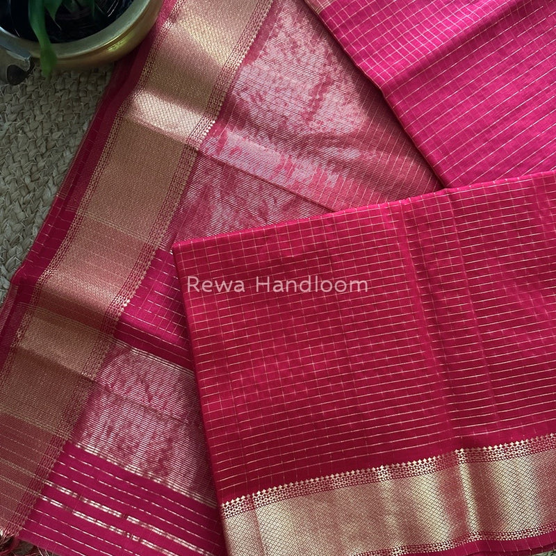  Zari Checks Saree