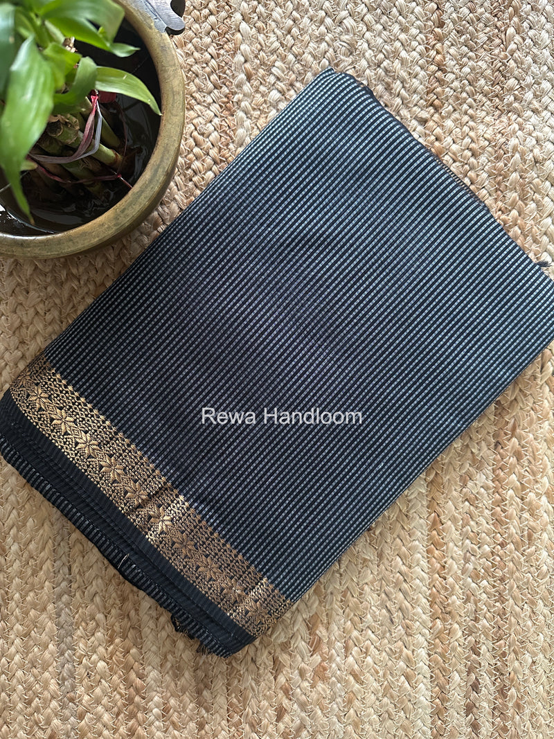 Maheshwari Grey Garbha Reshami Silk Saree GS346