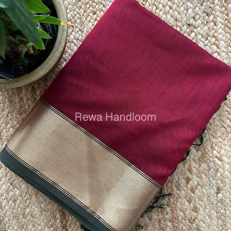 Exclusive Maheshwari Maroon Zari Border Saree EZ024