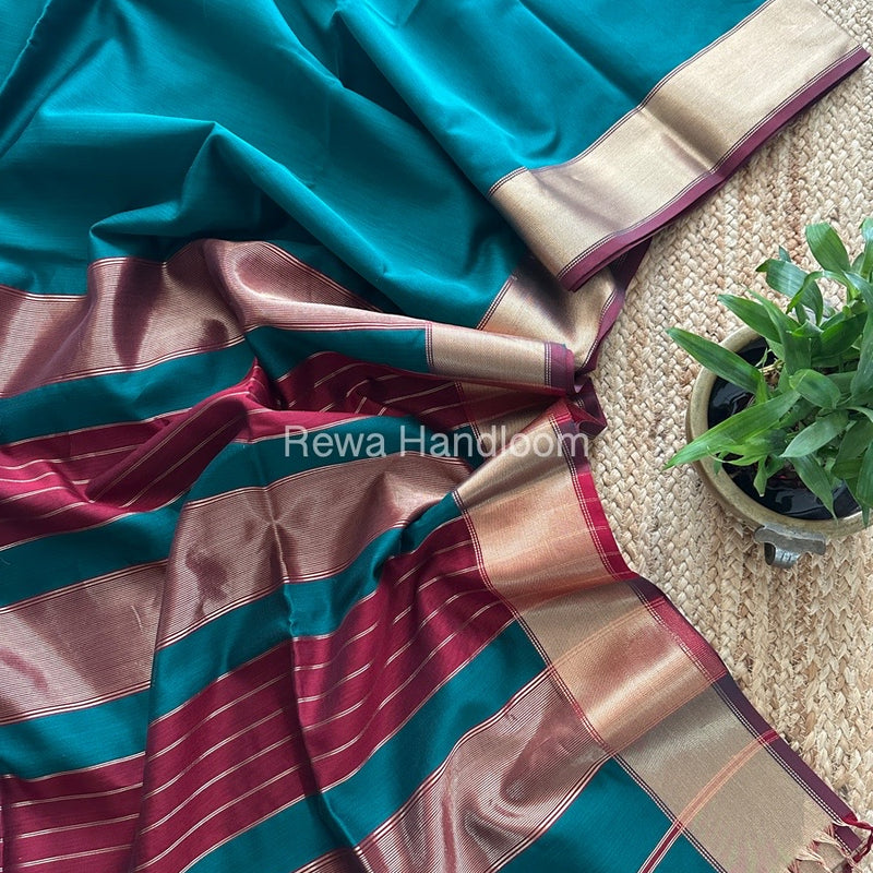 Exclusive Maheshwari Green Zari Border Saree EZ026