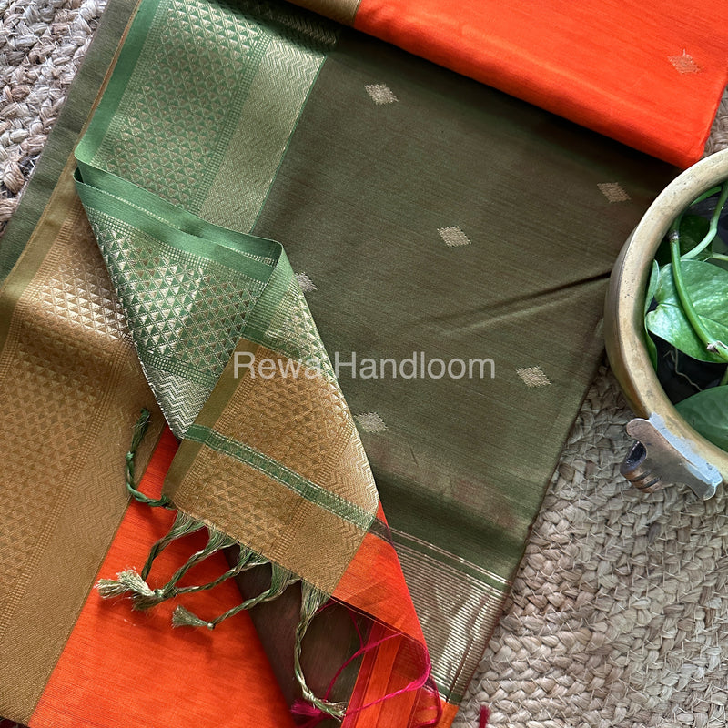 Turmeric Orange Zari Butti ~ Maheshwari Saree-PTB-024