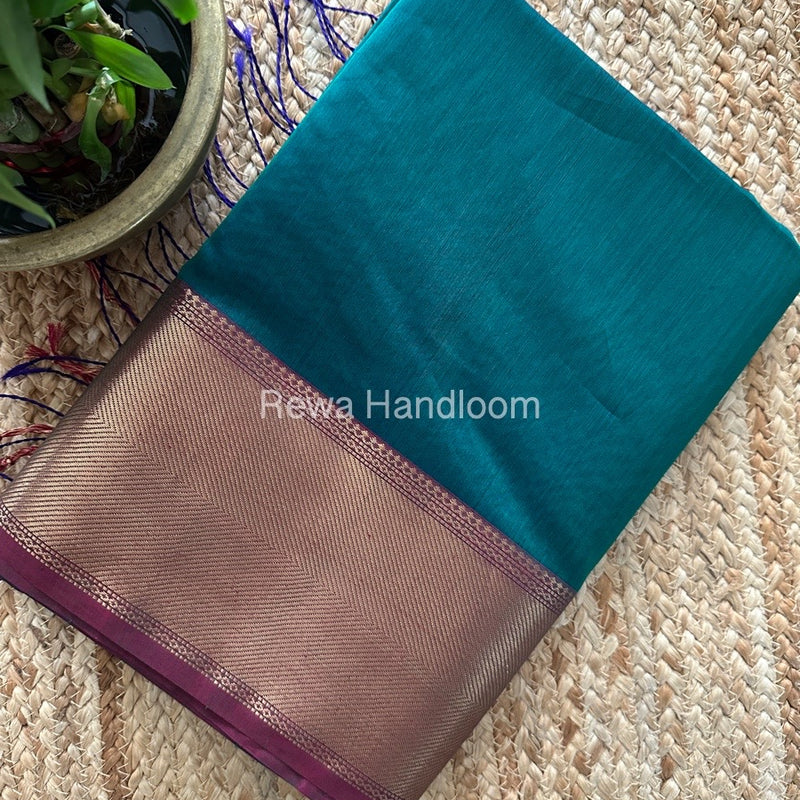 Exclusive Maheshwari Green Zari Border Saree EZ021