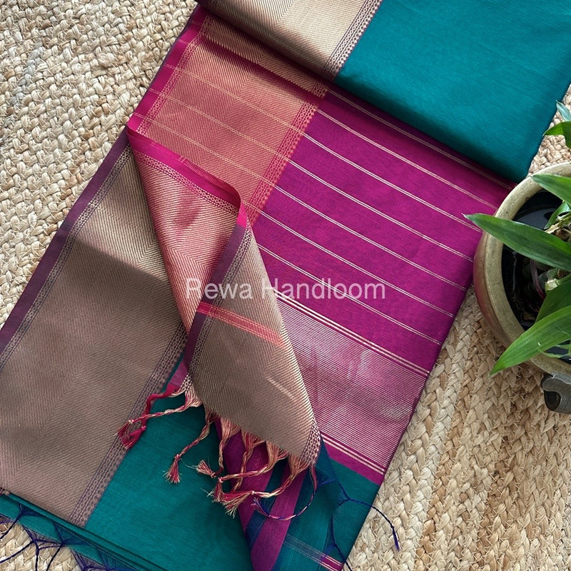 Exclusive Maheshwari Zari Border Saree