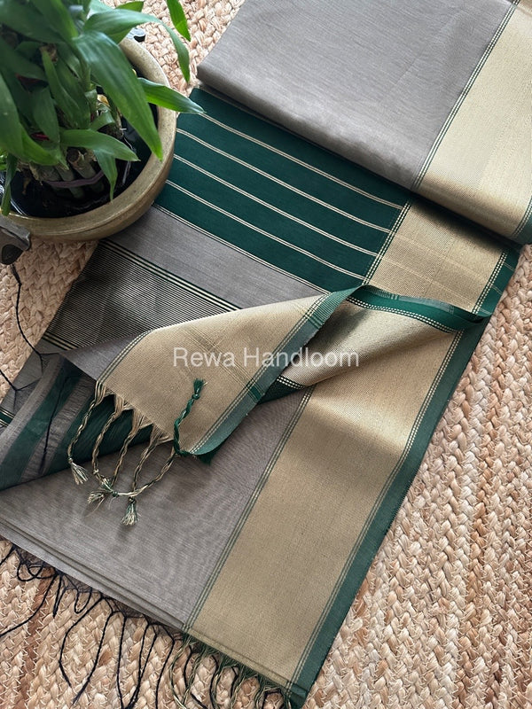 Exclusive Maheshwari Zari Border Saree 