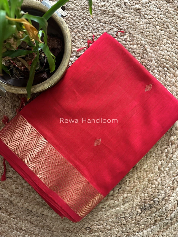 Red Zari Butti Maheshwari Saree DBS03