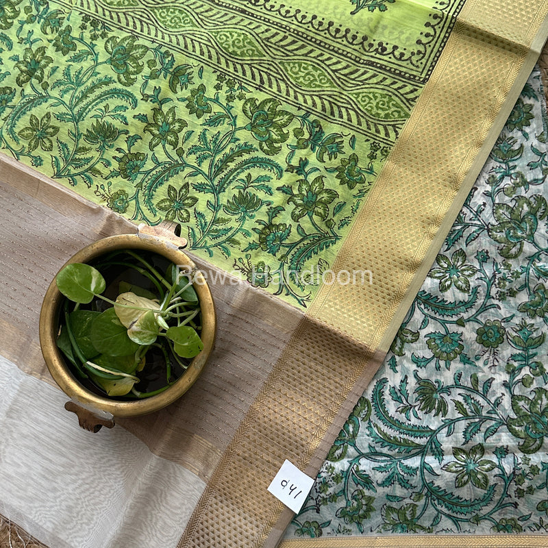 Maheshwari White-Parrot Green Handblock Print Top-Dupatta HBS032