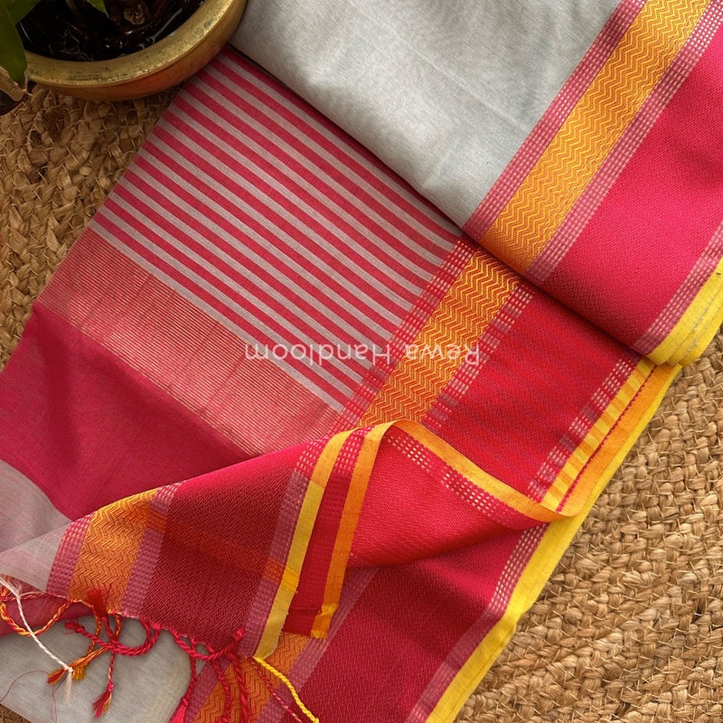 Maheshwari Light Grey Ganga Jamuna Rewa Border Saree GJD072