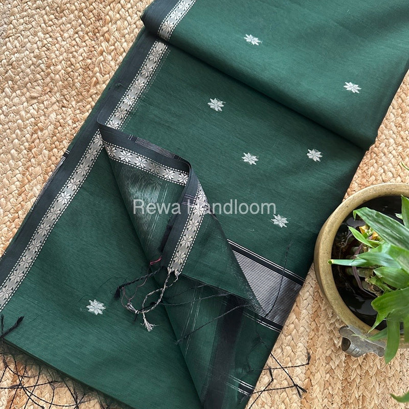 Maheshwari Silver Butti Saree