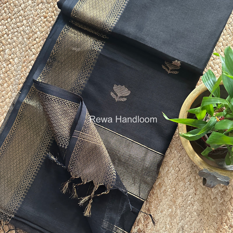 Maheshwari Saree