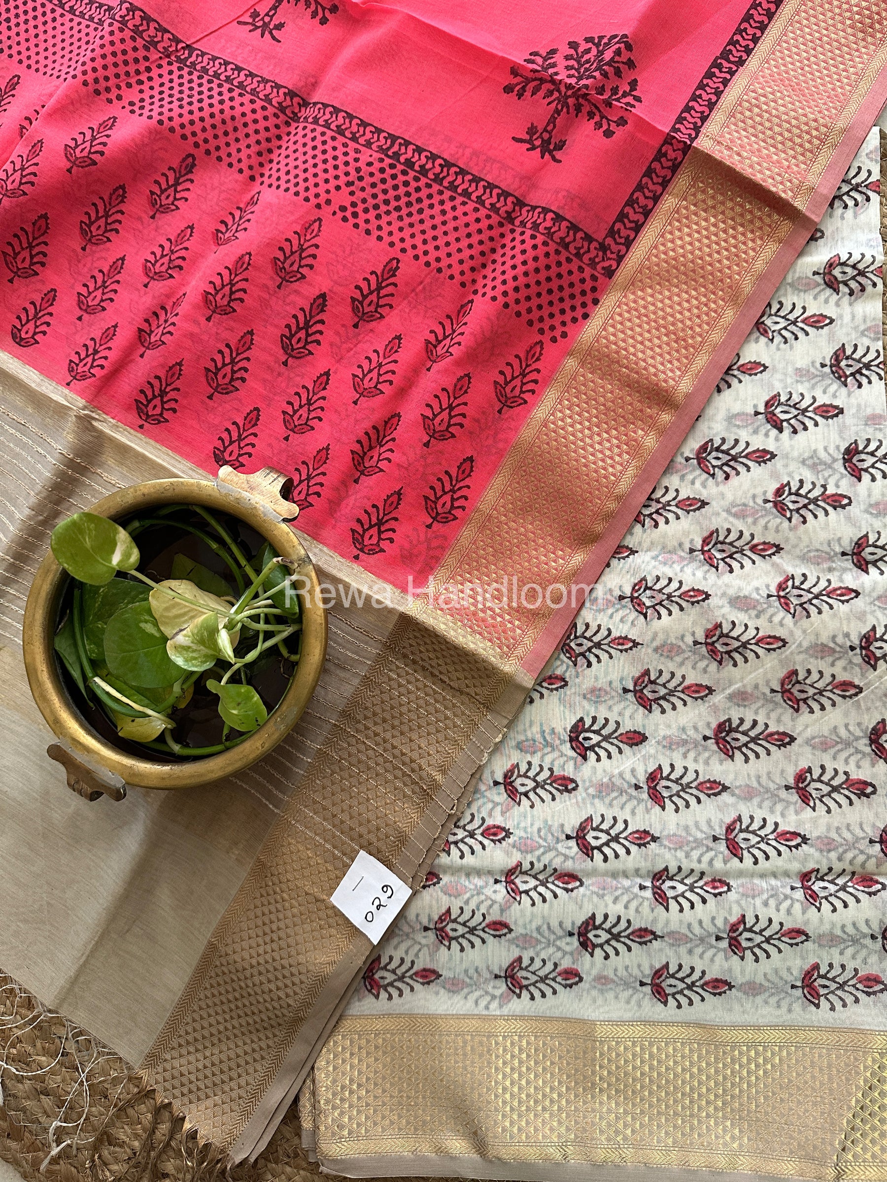 Maheshwari White-Peach Handblock Print Top-Dupatta-HBS073