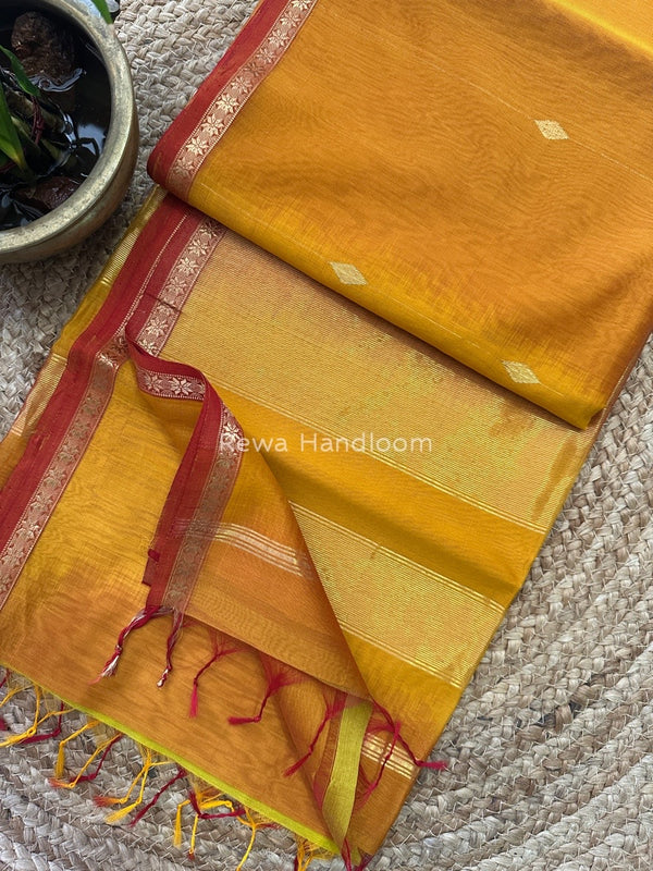 Zari Butti Maheshwari Saree
