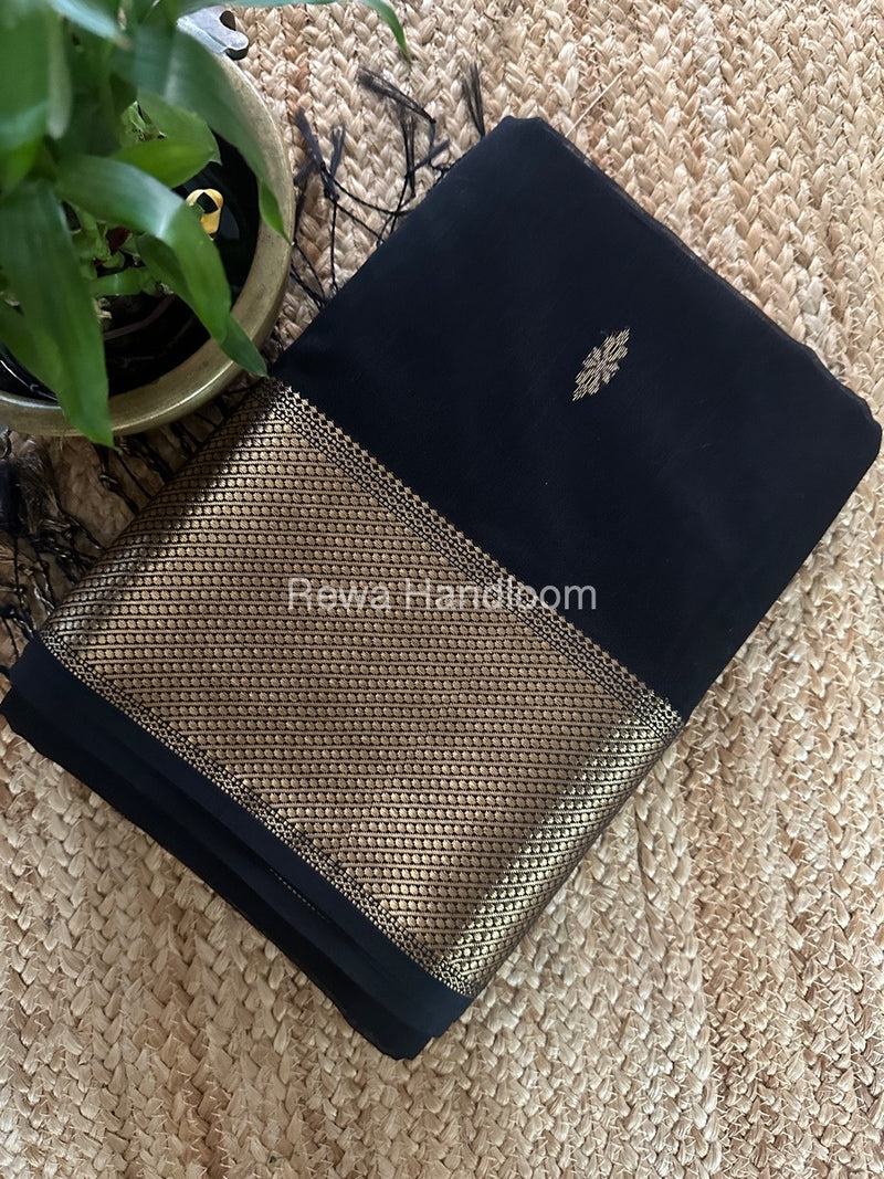 Black Butta Zari Border Maheshwari Saree LBS033