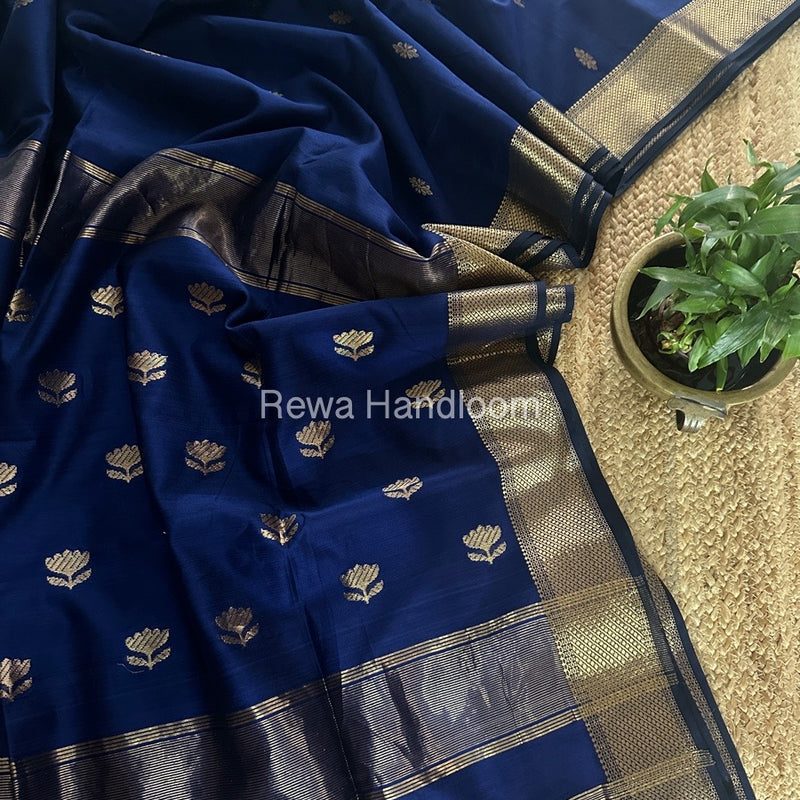 Blue Butta Zari Border Maheshwari Saree LBS031