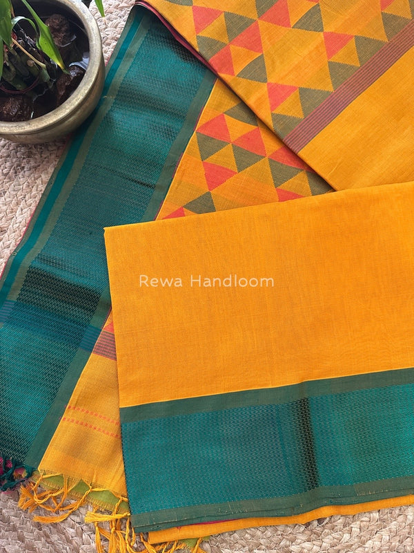 Maheshwari Saree