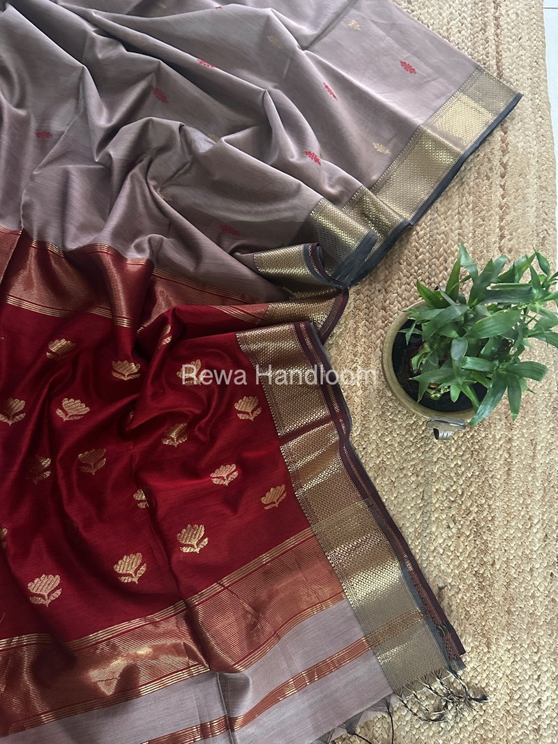 Onion Pink Butta Zari Border Maheshwari Saree LBS029