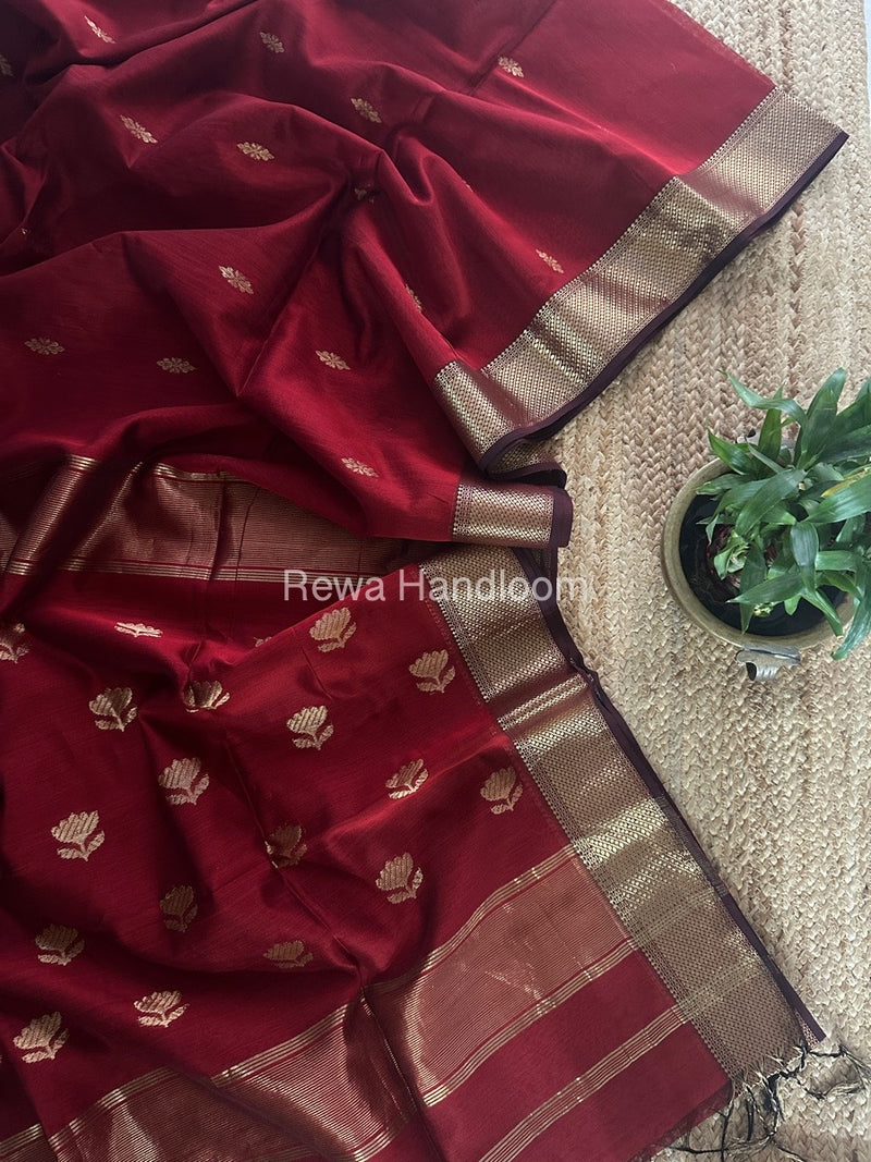 Maroon Butta Zari Border Maheshwari Saree LBS030
