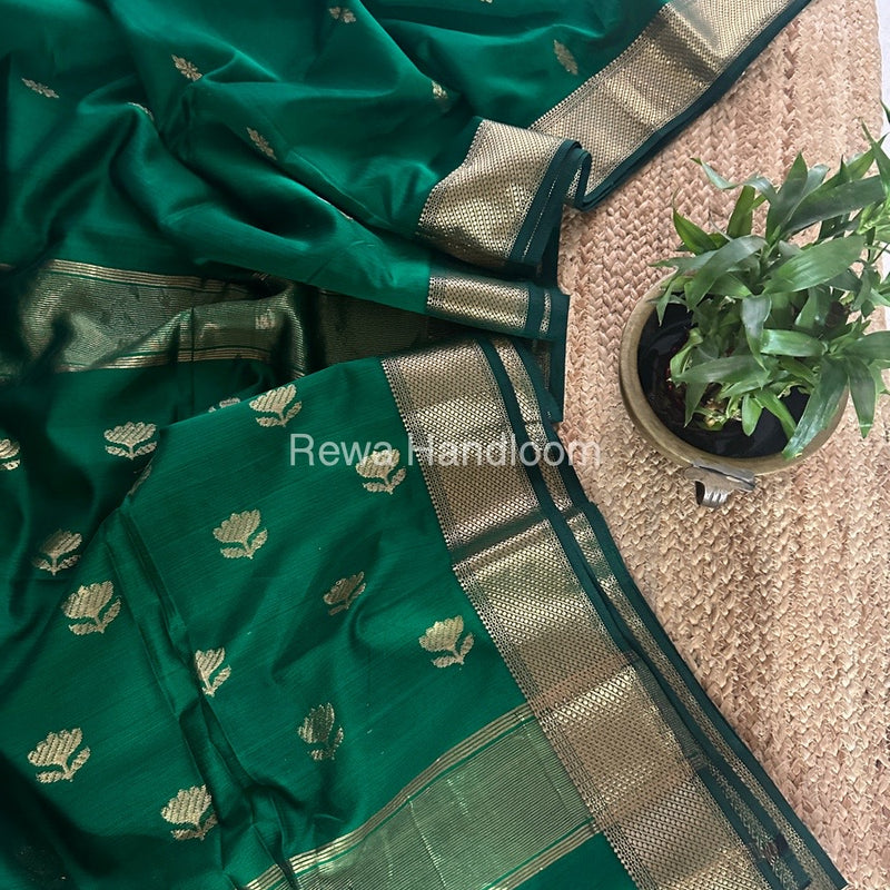 Green Butta Zari Border Maheshwari Saree LBS028