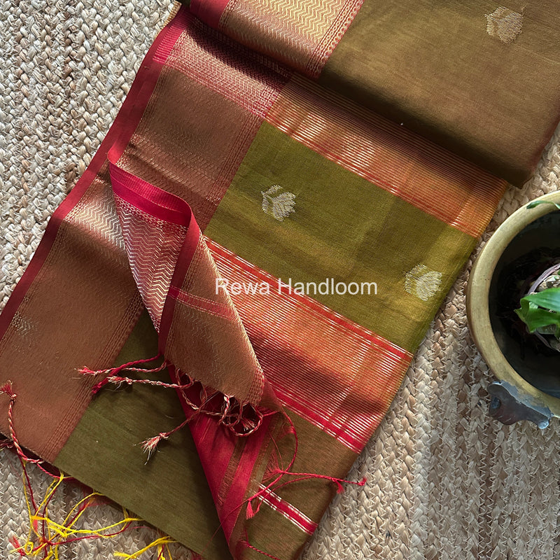 Maheshwari Lotus Shaded Butta Saree