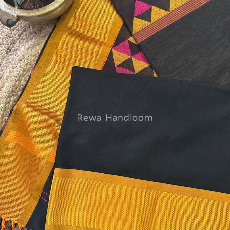 Maheshwari Saree