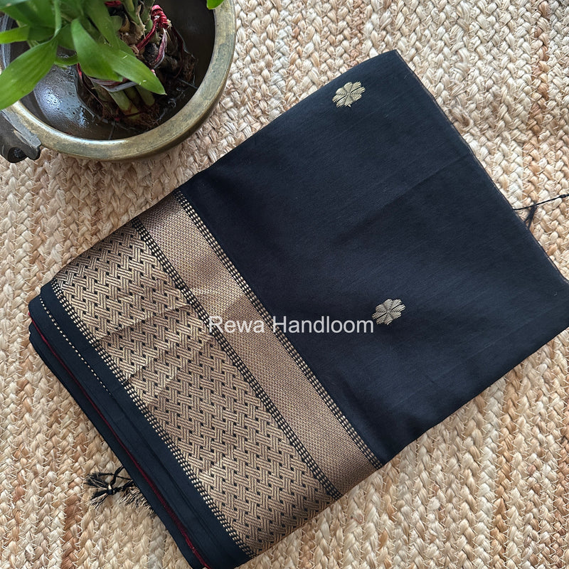Maheshwari Black Flower Butti Saree JBS0106