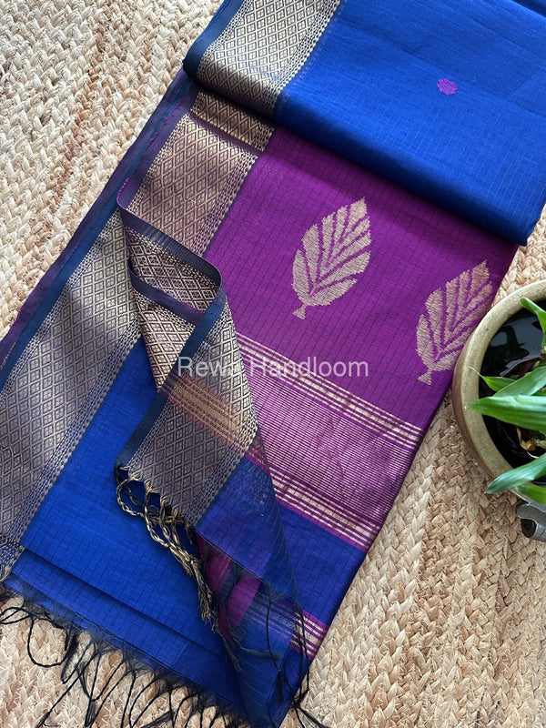 Butta Pallu Zari Border Maheshwari Saree