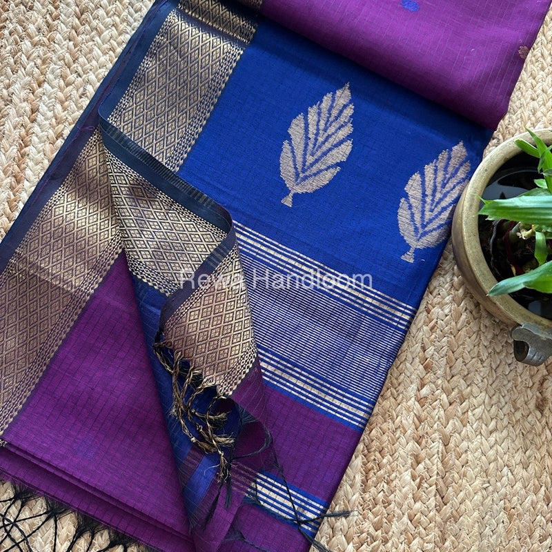 Butta Pallu Zari Border Maheshwari Saree