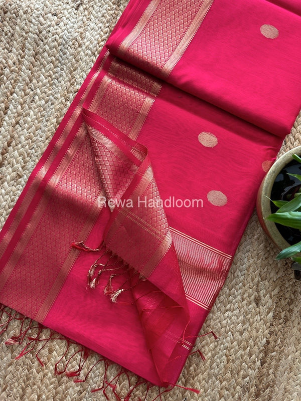 Coin Butta Pallu Zari Border Saree ~ Maheshwari Saree
