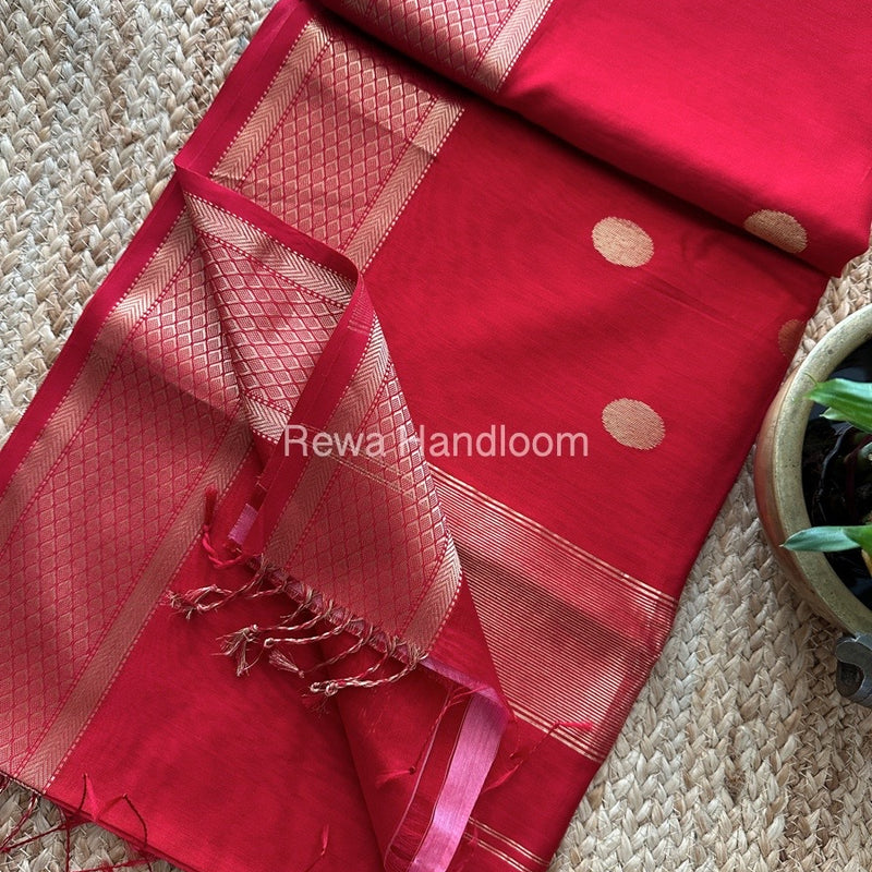 Coin Butta Pallu Zari Border Saree ~ Maheshwari Saree