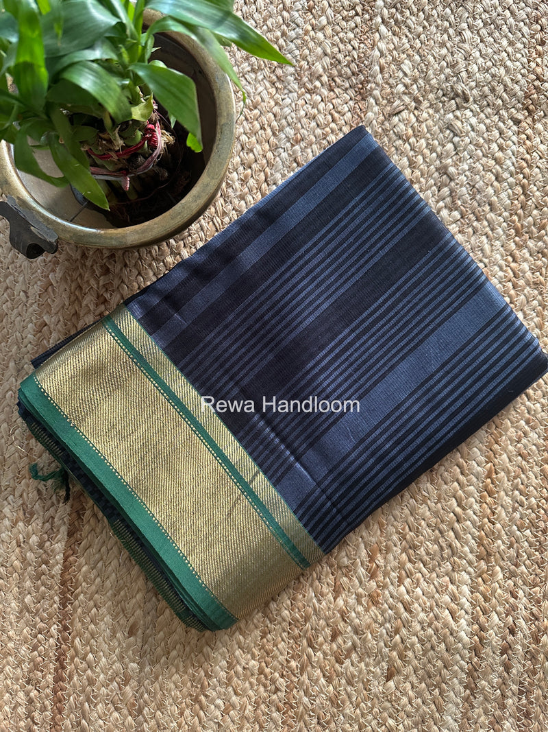 Exclusive Maheswari Self Checks Grey Saree MCS084