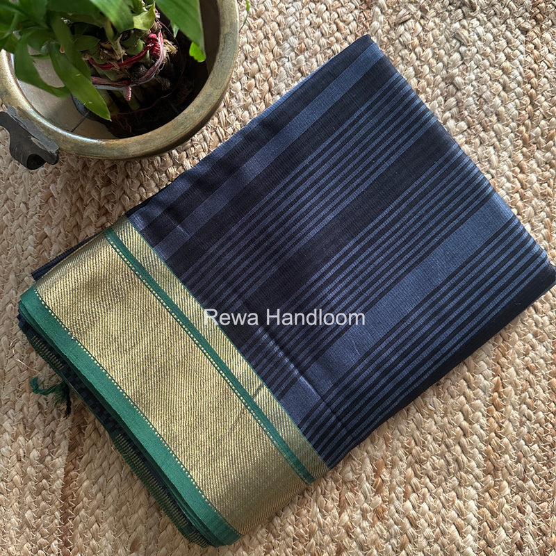 Exclusive Maheswari Self Checks Grey Saree MCS084