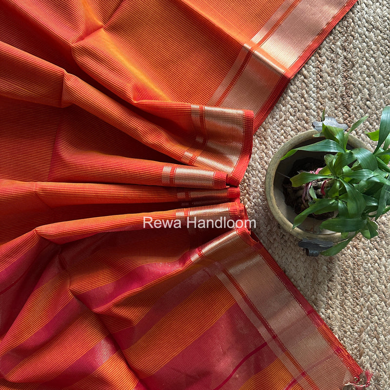 Exclusive Maheswari Self Checks Saree
