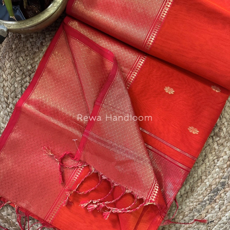 Maheshwari Zari Skirt Butti Saree
